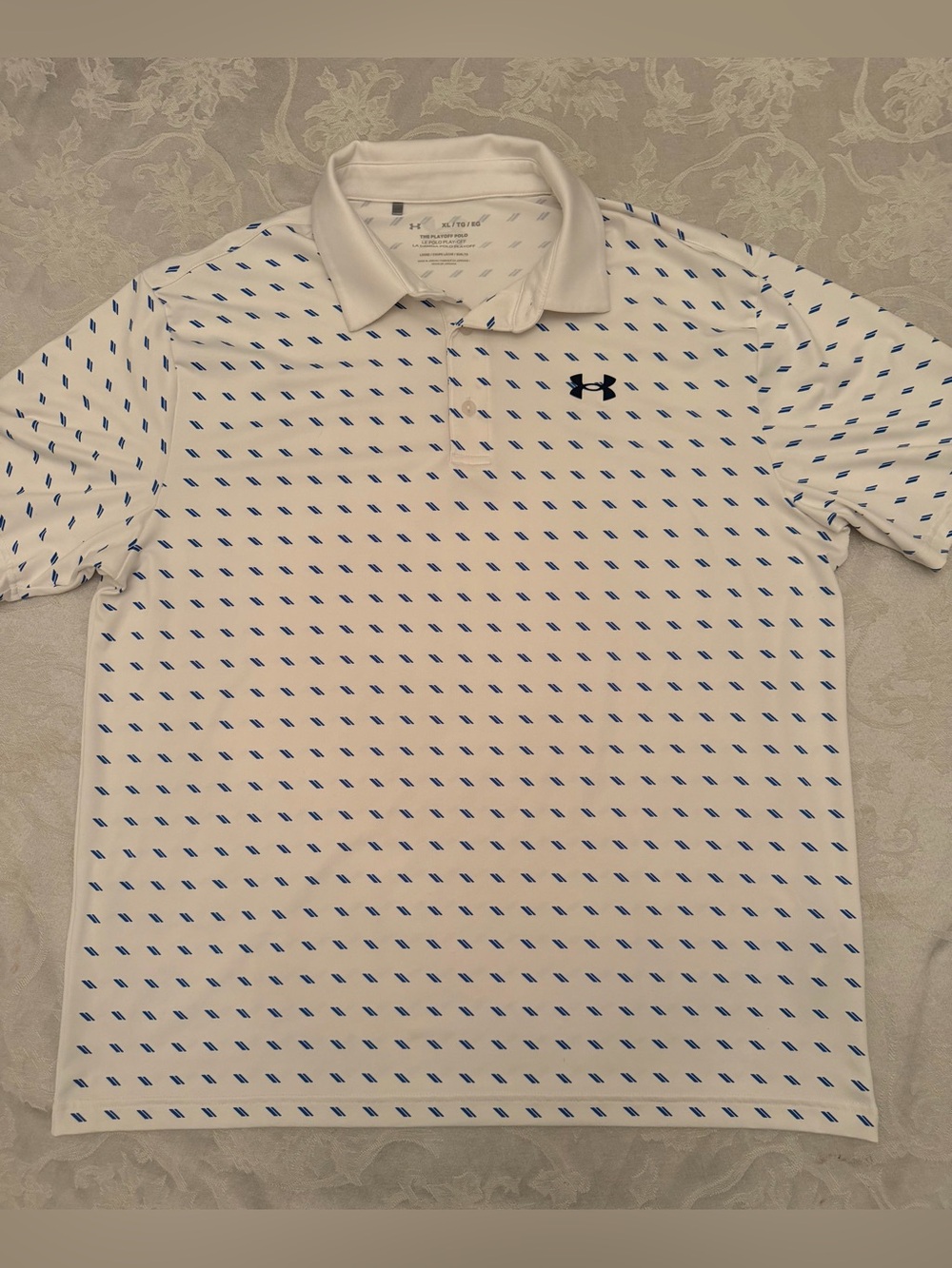 Under Armour Men's The Playoff Polo Shirt White With Blue Geometric Pattern XL